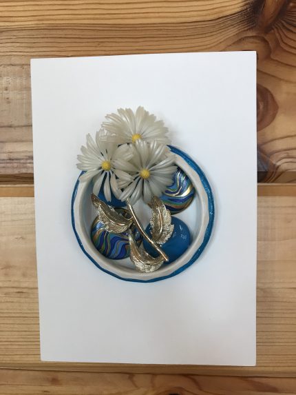FLOATING FLOWERS